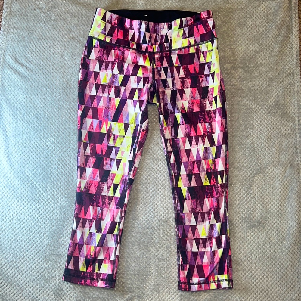 Multi-Colored Capri Leggings - Ideology